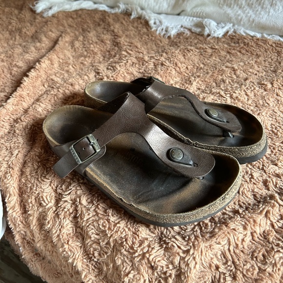 Birkenstock Gizeh sandals - Picture 2 of 3